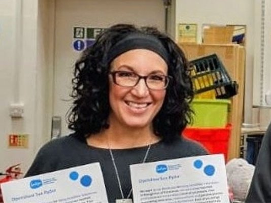 Leah, a Sue Ryder Retail Volunteer Coordinator