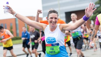 sue-ryder-runner-lisa-great-north-run-hero